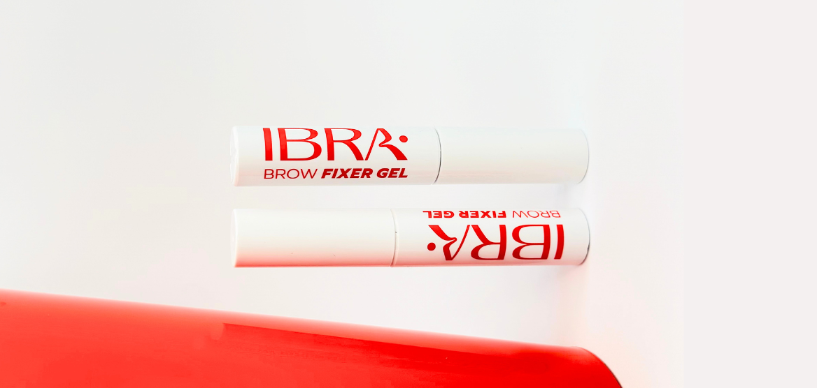 Odkryj Doskonałą Stylizację Brwi z Brow Fixer Gel!