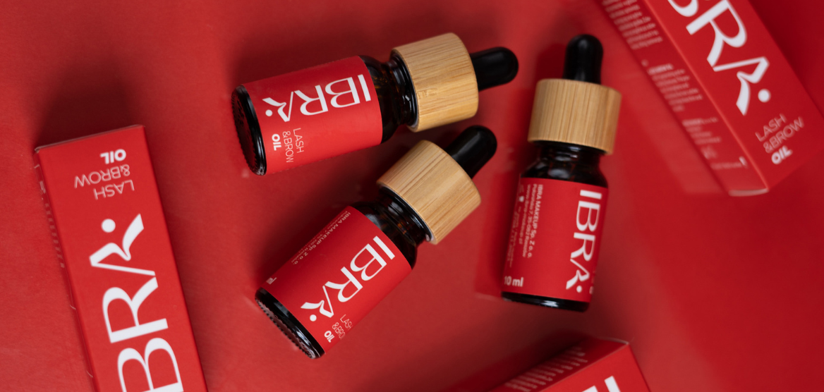 Sekret pięknych brwi i długich rzęs – Oliwka do pielęgnacji od Ibra Makeup