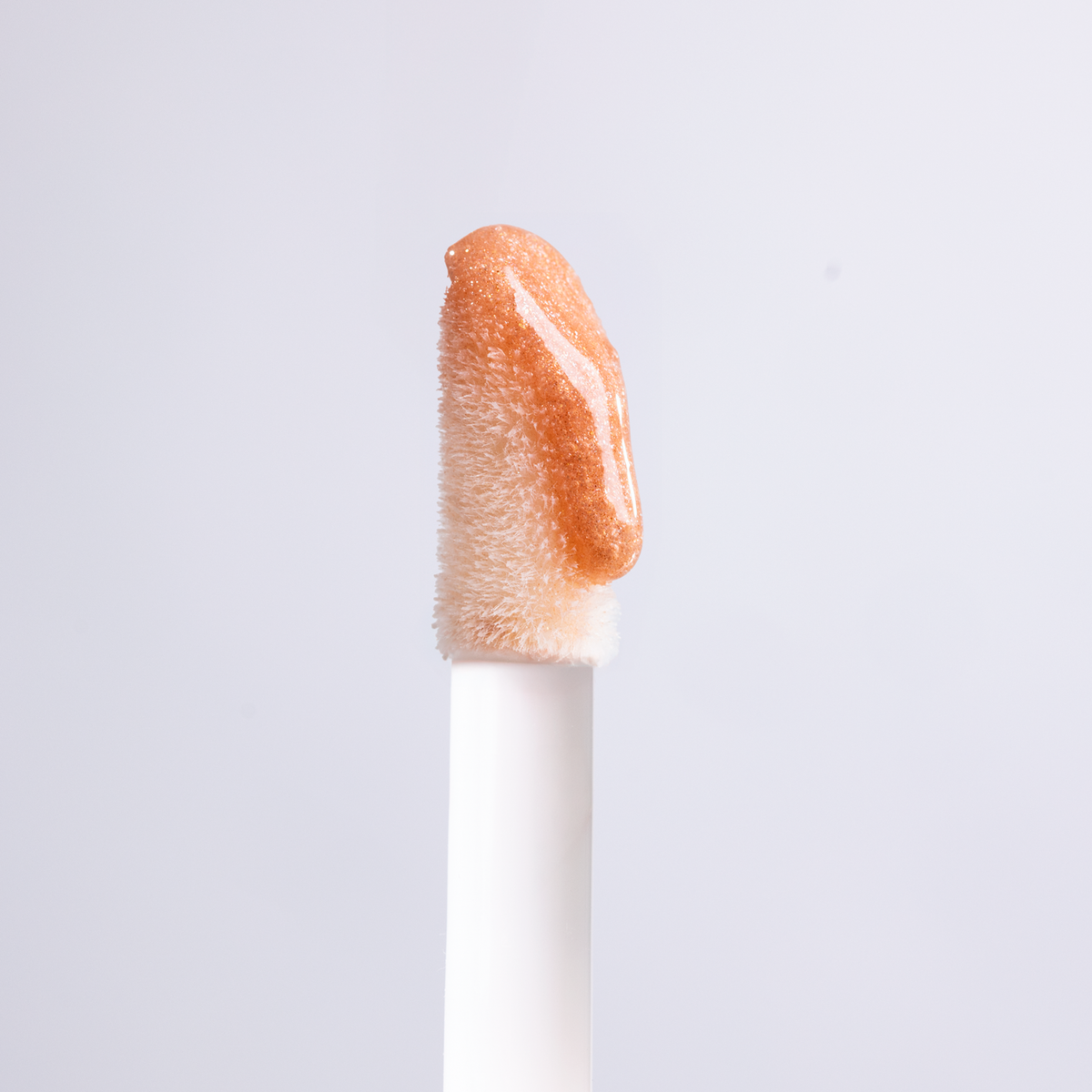 Odżywczy błyszczyk do ust z krystalicznymi drobinkami Crystal Gloss nr 3 IBRA Makeup